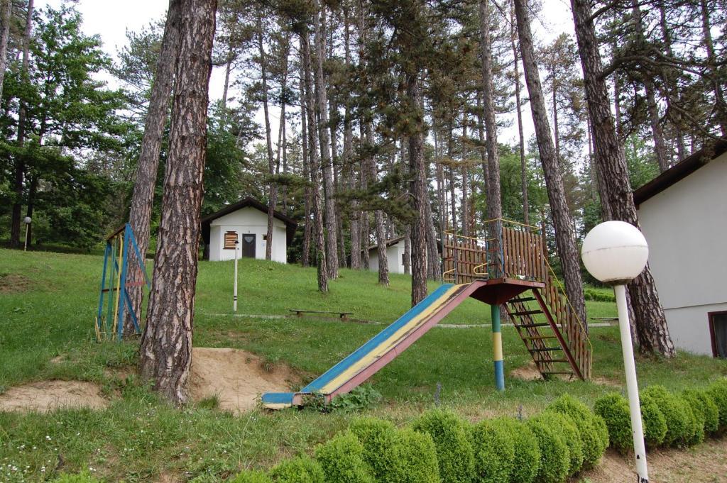 Отель Complex Brashlyan Трявна Экстерьер фото