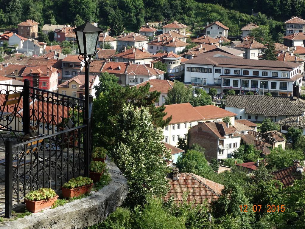 Отель Complex Brashlyan Трявна Экстерьер фото